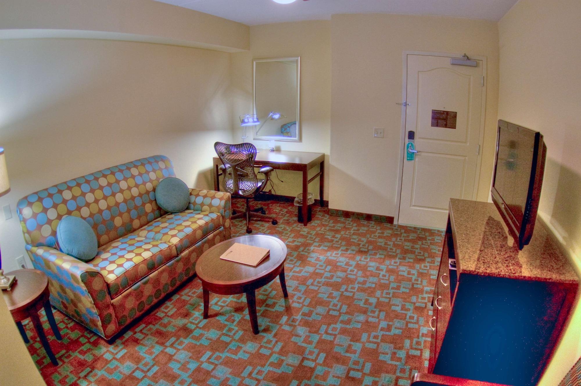 Hilton Garden Inn Кларксвилл Экстерьер фото