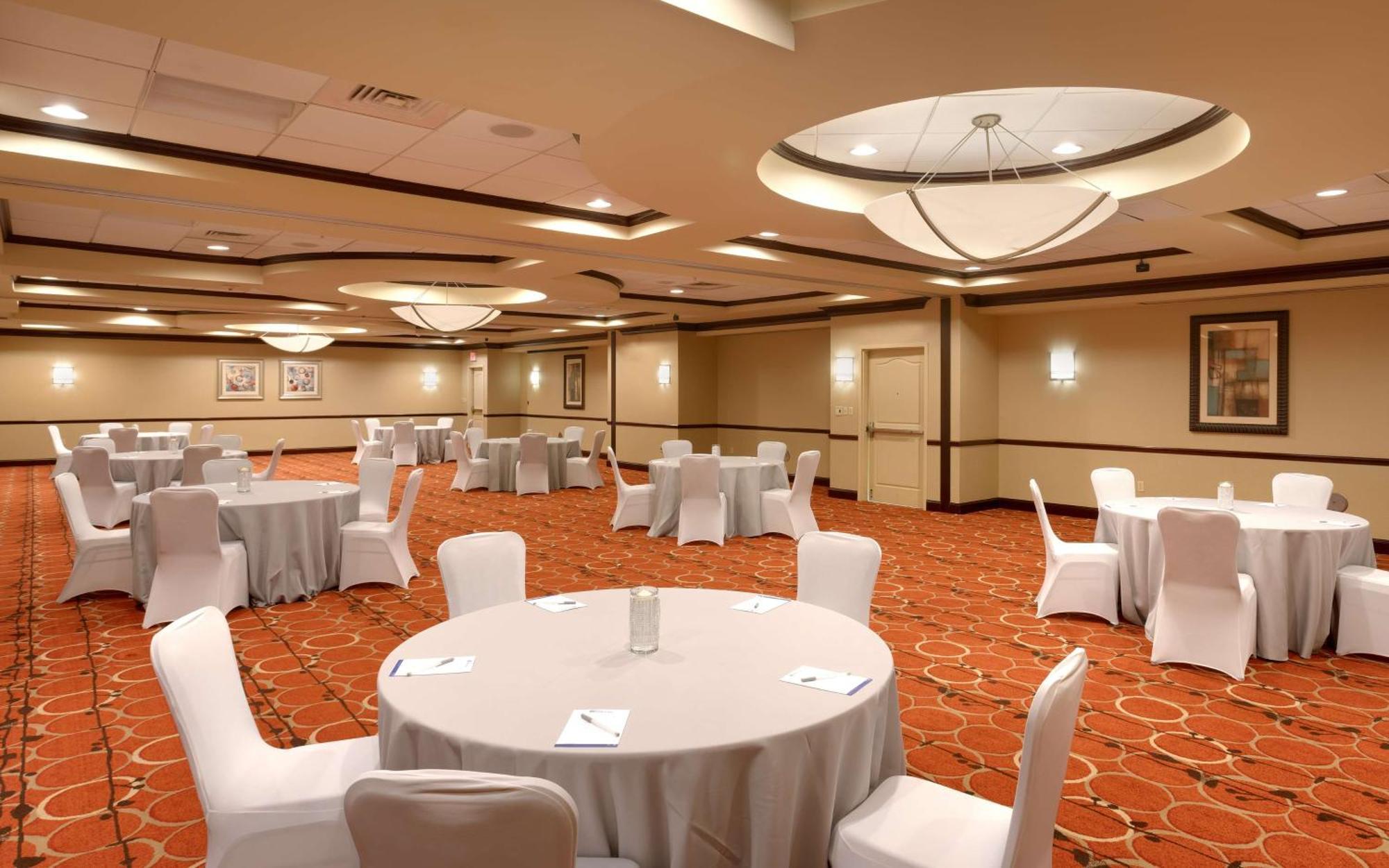 Hilton Garden Inn Кларксвилл Экстерьер фото