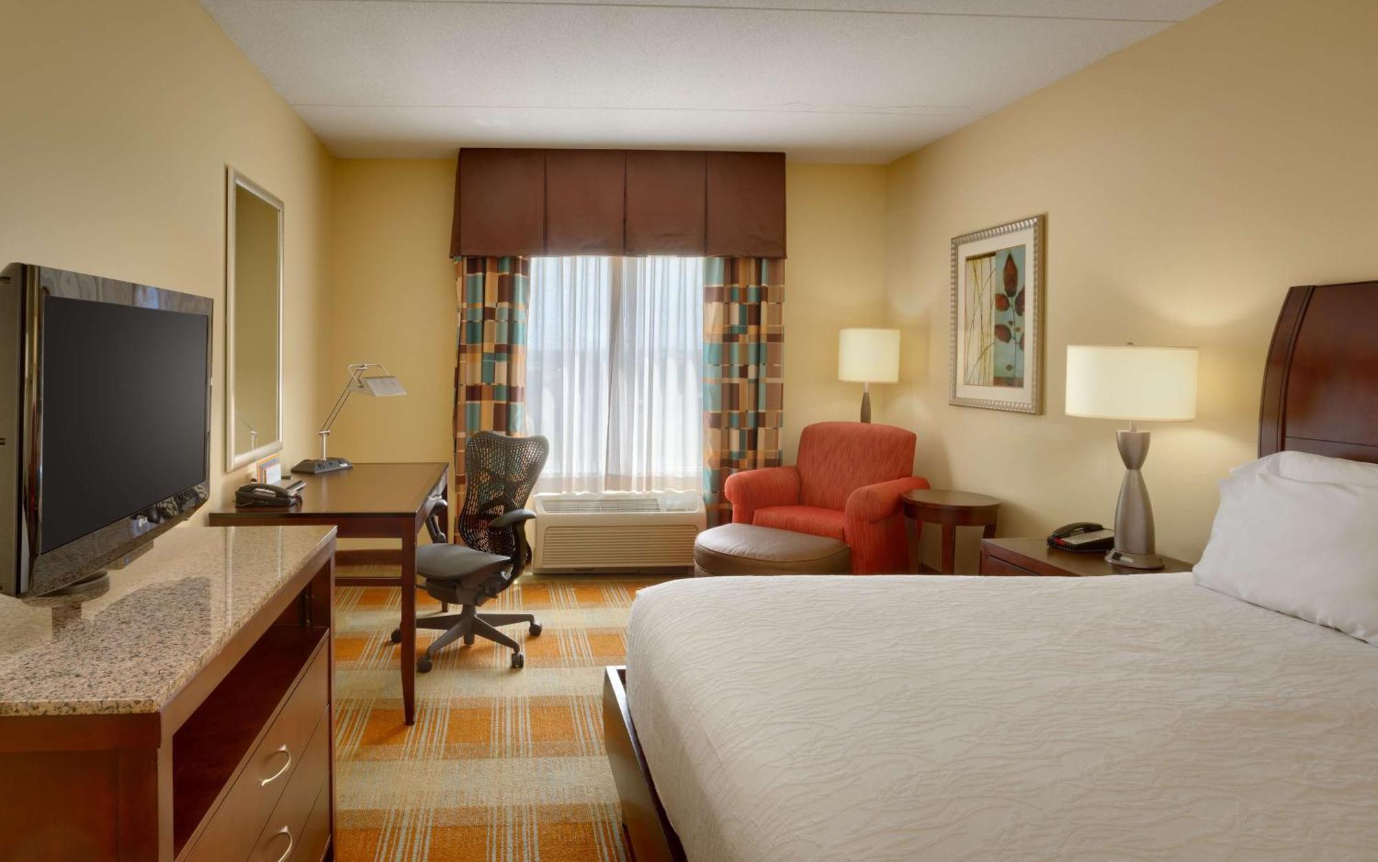 Hilton Garden Inn Кларксвилл Экстерьер фото