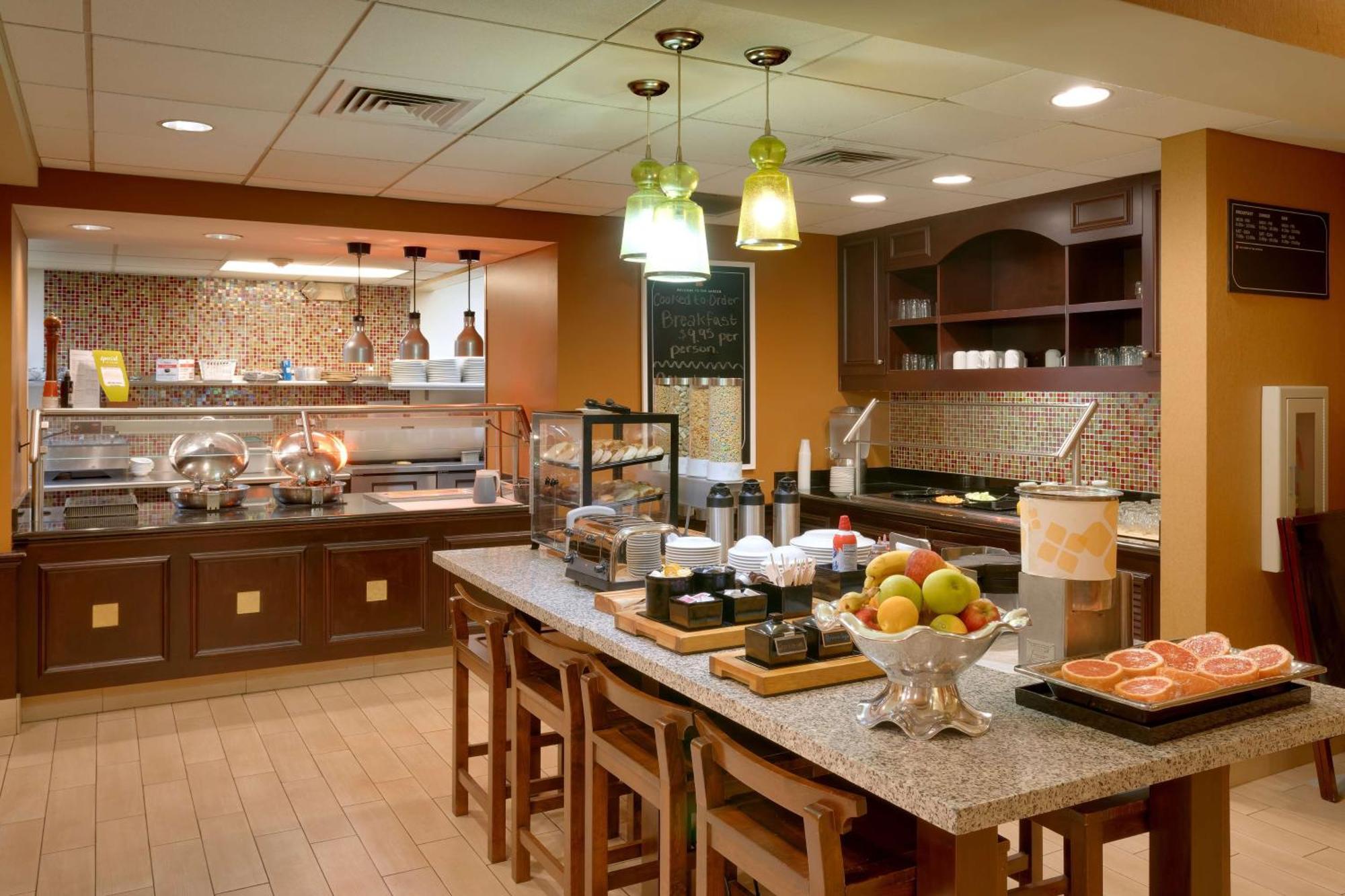 Hilton Garden Inn Кларксвилл Экстерьер фото