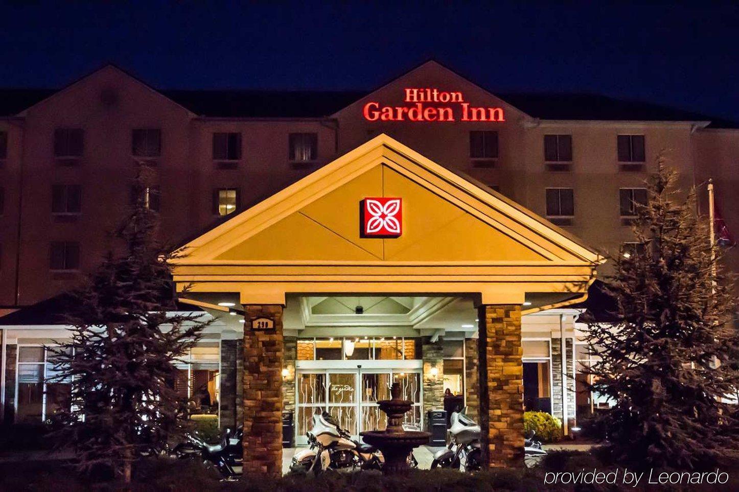 Hilton Garden Inn Кларксвилл Экстерьер фото